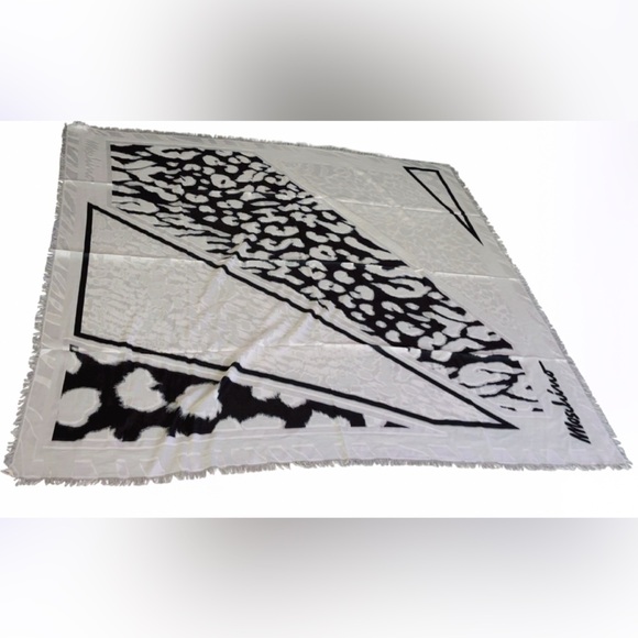 Moschino Black and White Animal Print  oversized Scarf - Picture 1 of 17